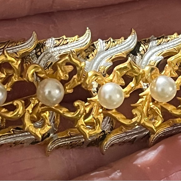 Unique Vintage Gold, Silver and Pearl Brooch - Picture 2 of 8